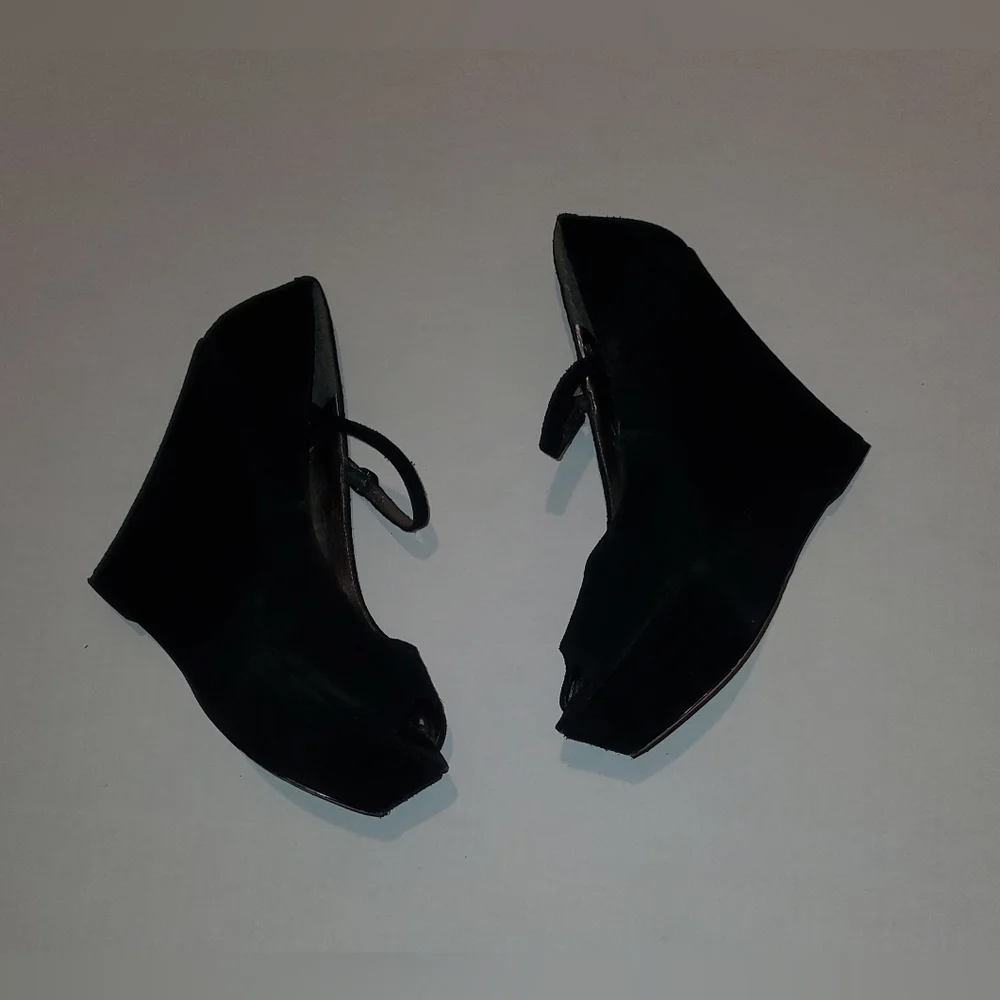 Steve Madden Sofiaa Suede Black Wedge Peep Toe Shoes Sz 10
